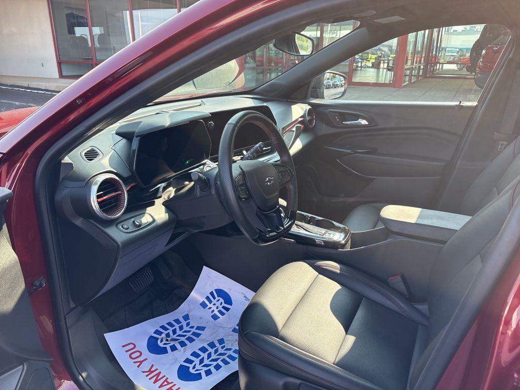 used 2025 Chevrolet Trax car, priced at $22,608