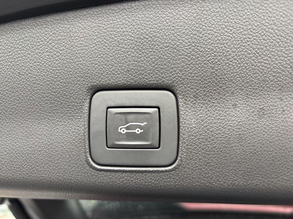 used 2024 Chevrolet TrailBlazer car, priced at $27,573