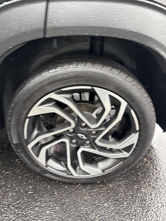 used 2024 Chevrolet TrailBlazer car, priced at $27,573