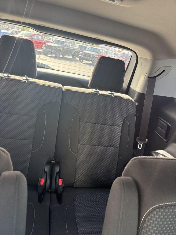 used 2023 GMC Acadia car, priced at $31,802