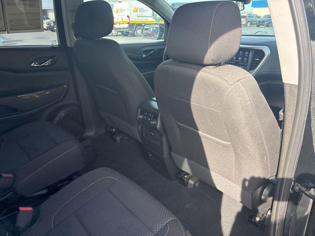 used 2023 GMC Acadia car, priced at $31,802