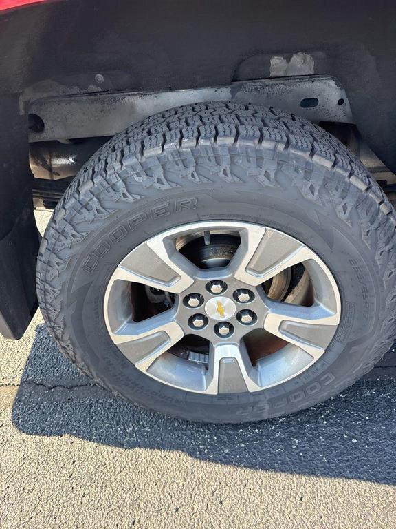 used 2015 Chevrolet Colorado car, priced at $16,000