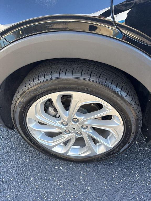 used 2022 Chevrolet Bolt EUV car, priced at $19,268