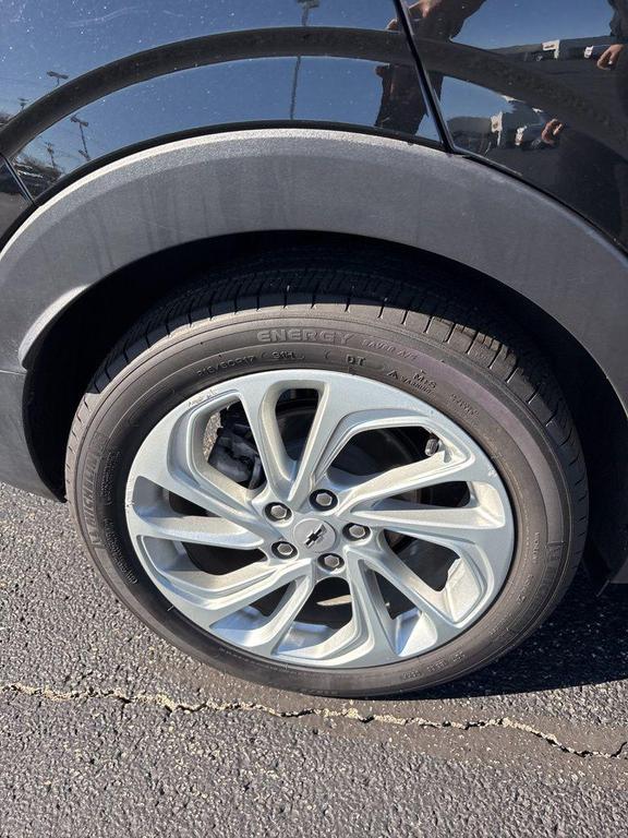 used 2022 Chevrolet Bolt EUV car, priced at $19,268