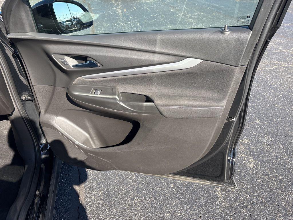 used 2022 Chevrolet Bolt EUV car, priced at $19,268