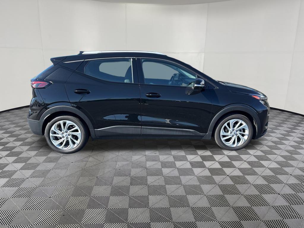 used 2022 Chevrolet Bolt EUV car, priced at $19,268