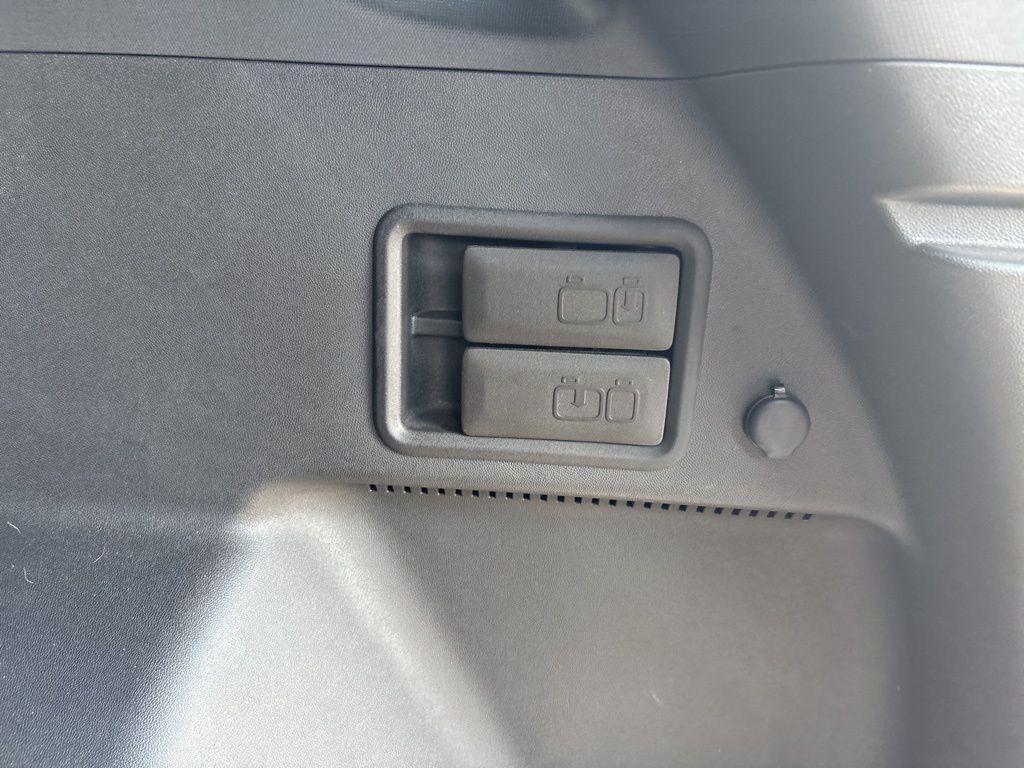 used 2023 Chevrolet Equinox car, priced at $23,540