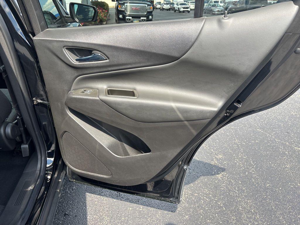 used 2023 Chevrolet Equinox car, priced at $23,540