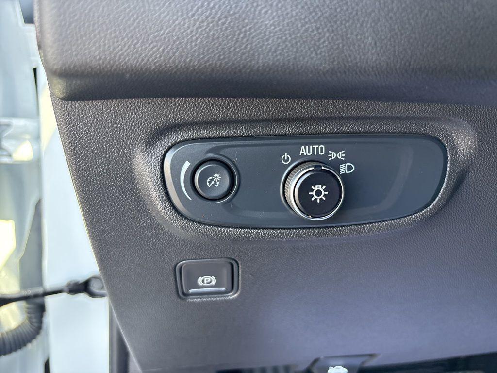 used 2024 GMC Terrain car, priced at $23,172
