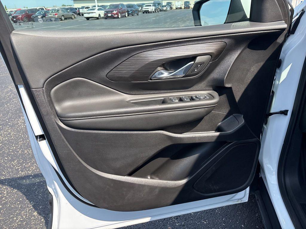 used 2024 GMC Terrain car, priced at $23,172