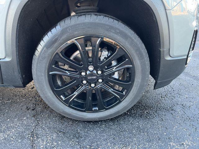 used 2023 GMC Acadia car, priced at $29,469