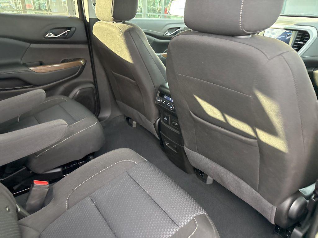 used 2023 GMC Acadia car, priced at $31,864