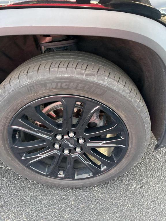 used 2023 GMC Acadia car, priced at $31,864