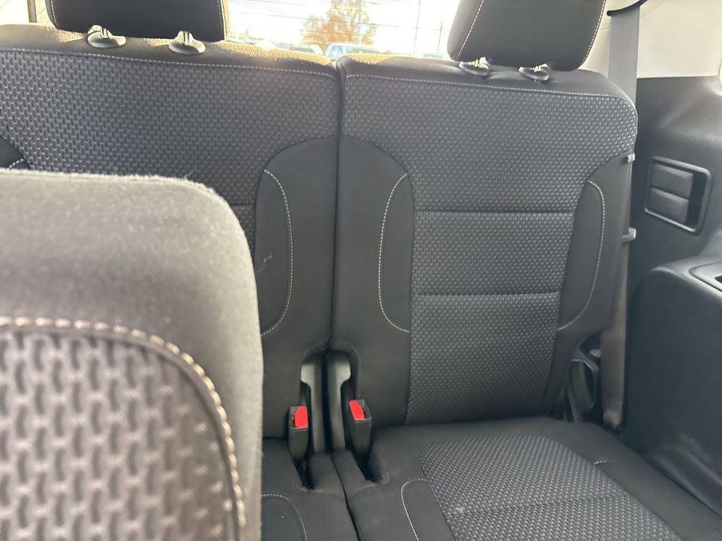 used 2023 GMC Acadia car, priced at $31,864