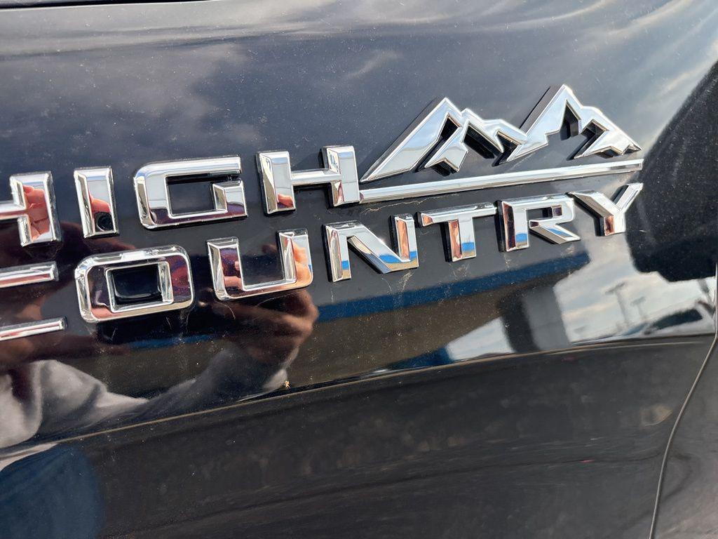 used 2021 Chevrolet Silverado 1500 car, priced at $38,587