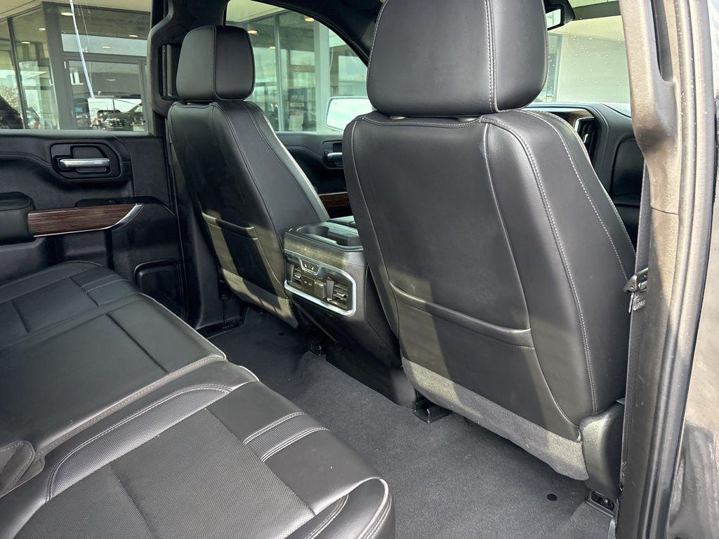 used 2021 Chevrolet Silverado 1500 car, priced at $38,587