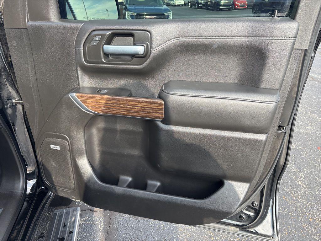 used 2021 Chevrolet Silverado 1500 car, priced at $38,587