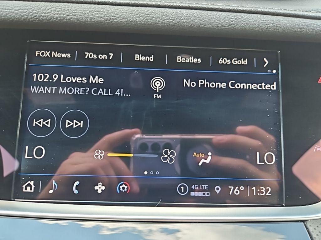 used 2023 Cadillac XT6 car, priced at $37,544