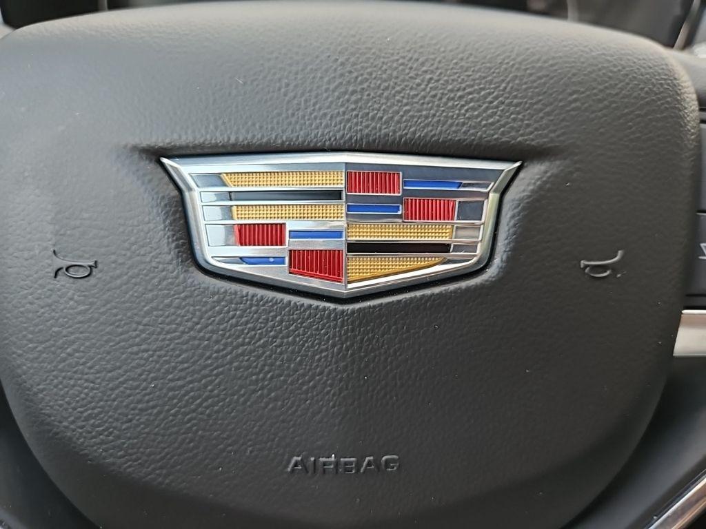 used 2023 Cadillac XT6 car, priced at $37,544