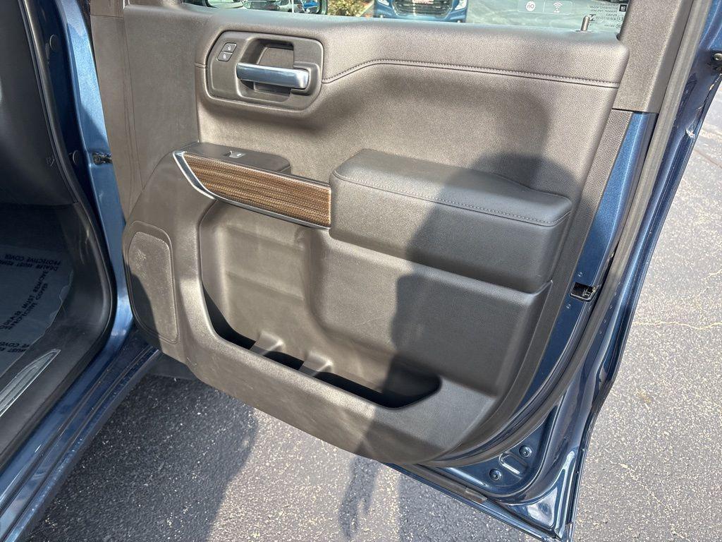 used 2019 Chevrolet Silverado 1500 car, priced at $32,000