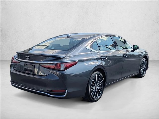 used 2024 Lexus ES 300h car, priced at $42,997