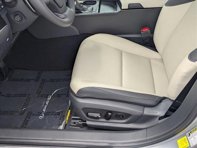 new 2025 Lexus ES 300h car, priced at $48,815