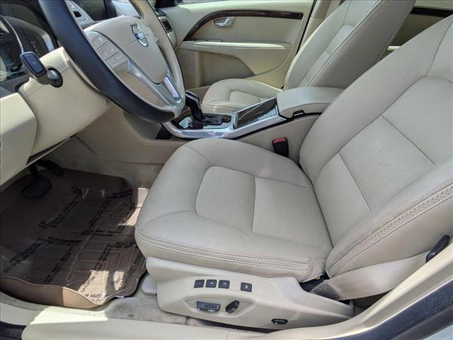 used 2015 Volvo XC70 car, priced at $19,535