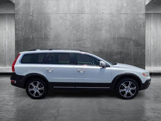 used 2015 Volvo XC70 car, priced at $19,535