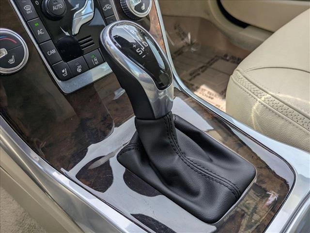 used 2015 Volvo XC70 car, priced at $19,535