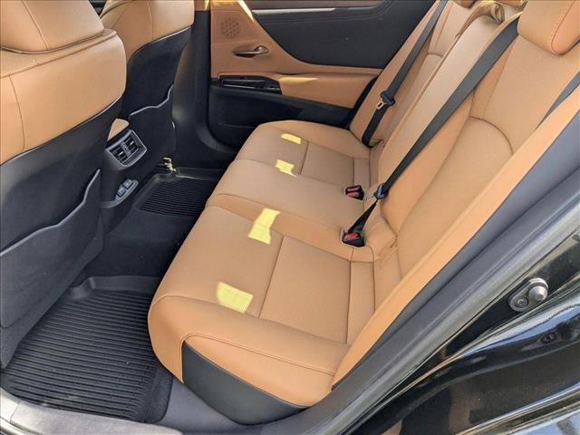 new 2025 Lexus ES 350 car, priced at $45,445