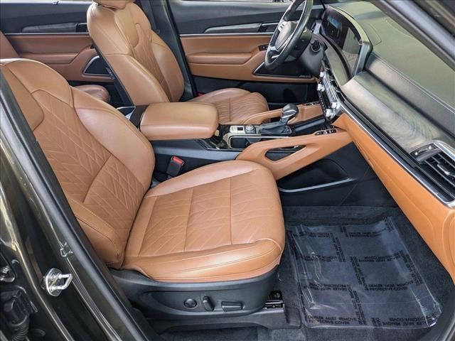 used 2024 Kia Telluride car, priced at $41,994