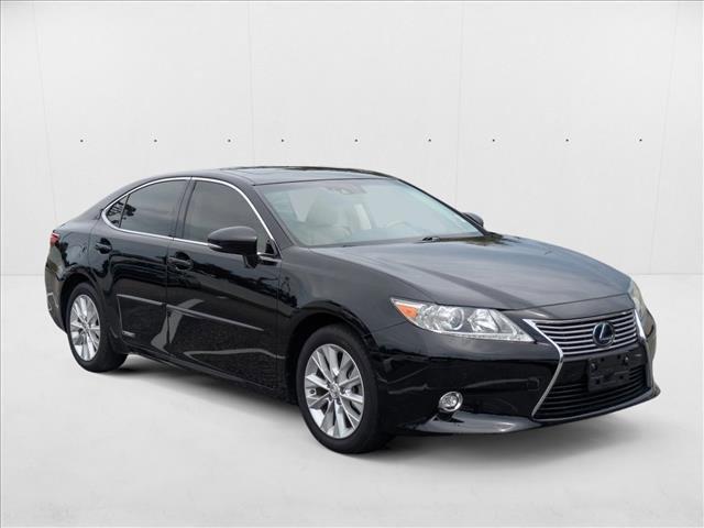 used 2014 Lexus ES 300h car, priced at $22,498