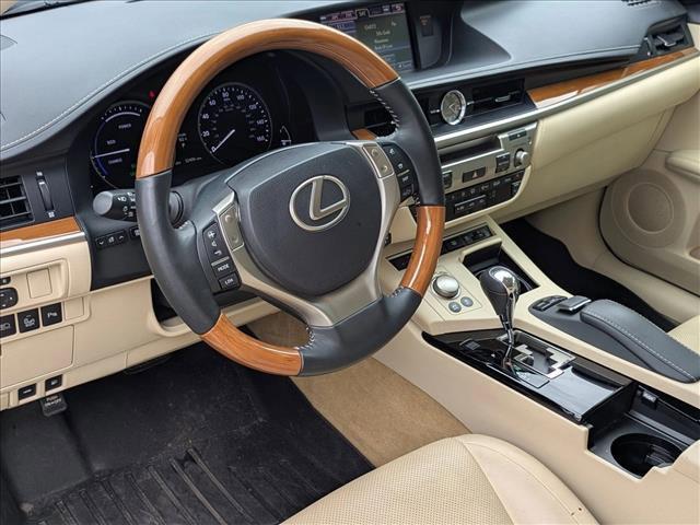 used 2014 Lexus ES 300h car, priced at $22,498
