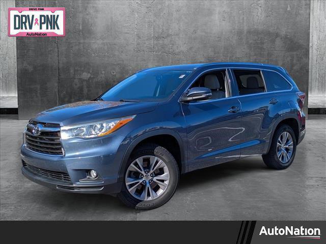 used 2014 Toyota Highlander car, priced at $17,998