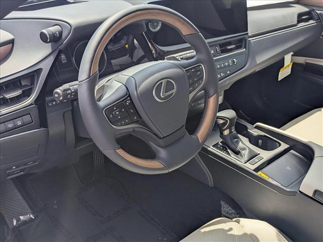 new 2025 Lexus ES 350 car, priced at $53,358