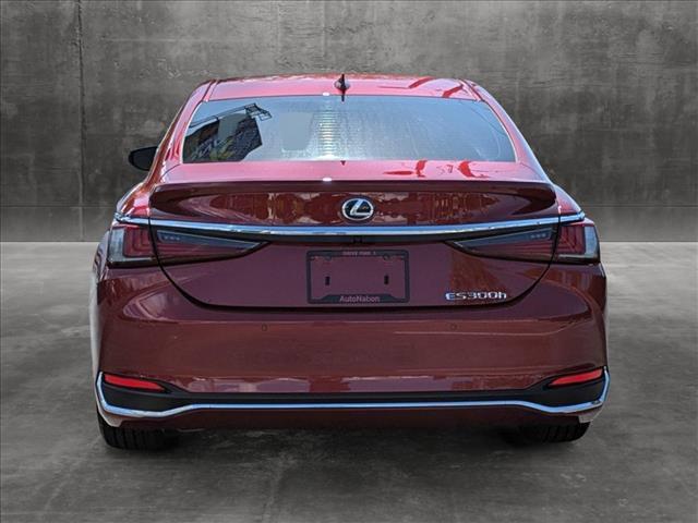 new 2025 Lexus ES 300h car, priced at $50,204