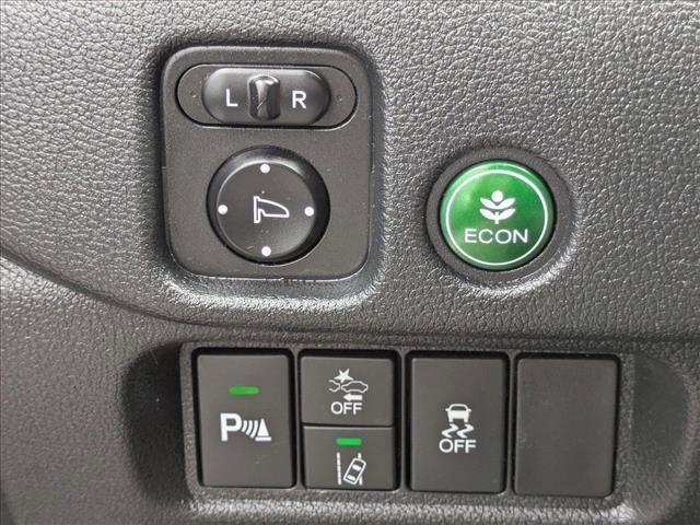 used 2021 Honda Pilot car, priced at $31,854