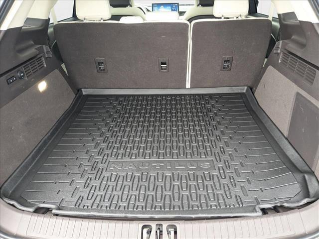 used 2023 Lincoln Nautilus car, priced at $45,428