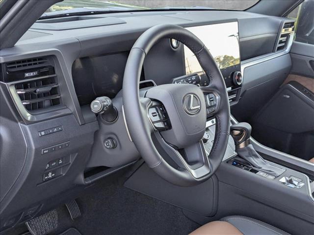 new 2025 Lexus GX 550 car, priced at $85,357