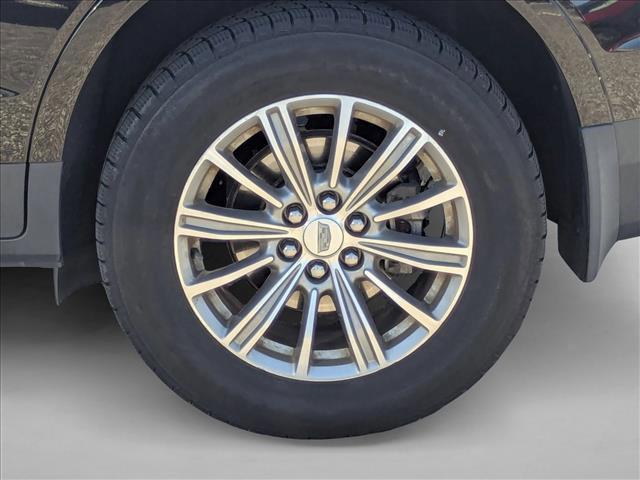used 2017 Cadillac XT5 car, priced at $17,799