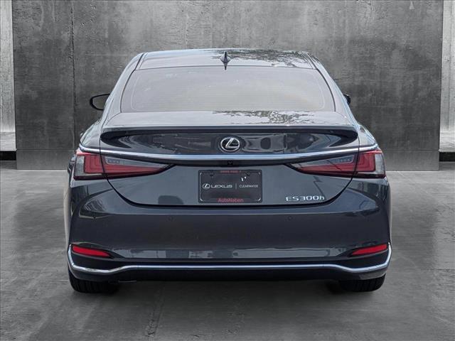 new 2025 Lexus ES 300h car, priced at $48,397