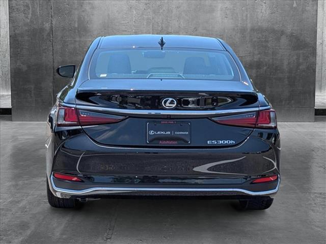 new 2025 Lexus ES 300h car, priced at $47,817