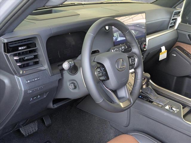 new 2025 Lexus GX 550 car, priced at $81,808