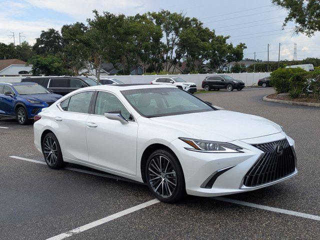 used 2024 Lexus ES 300h car, priced at $42,997