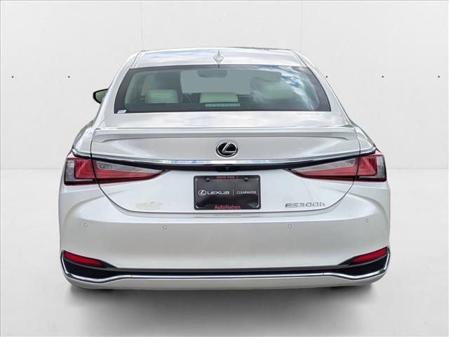 used 2024 Lexus ES 300h car, priced at $40,318