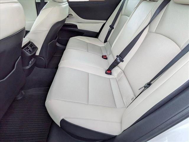 used 2024 Lexus ES 300h car, priced at $40,318