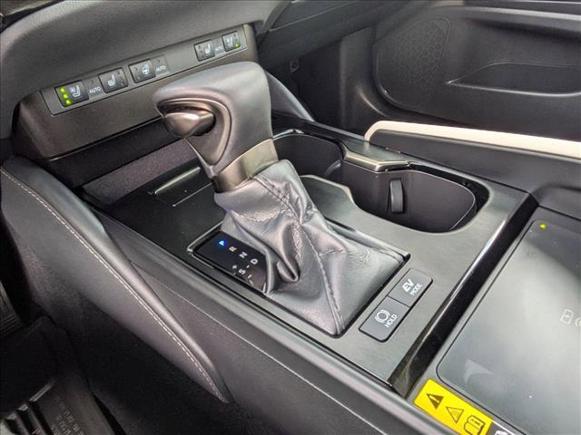 used 2024 Lexus ES 300h car, priced at $40,318