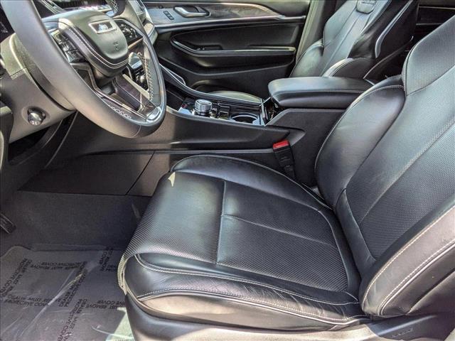 used 2023 Jeep Grand Cherokee car, priced at $35,984