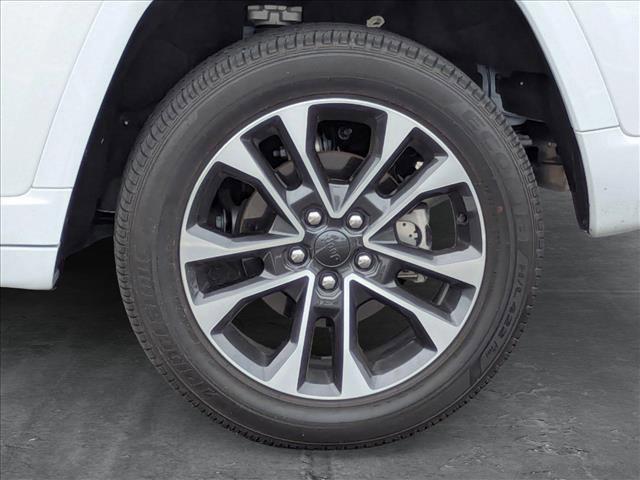 used 2023 Jeep Grand Cherokee car, priced at $36,880