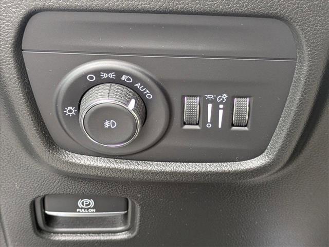 used 2023 Jeep Grand Cherokee car, priced at $36,880